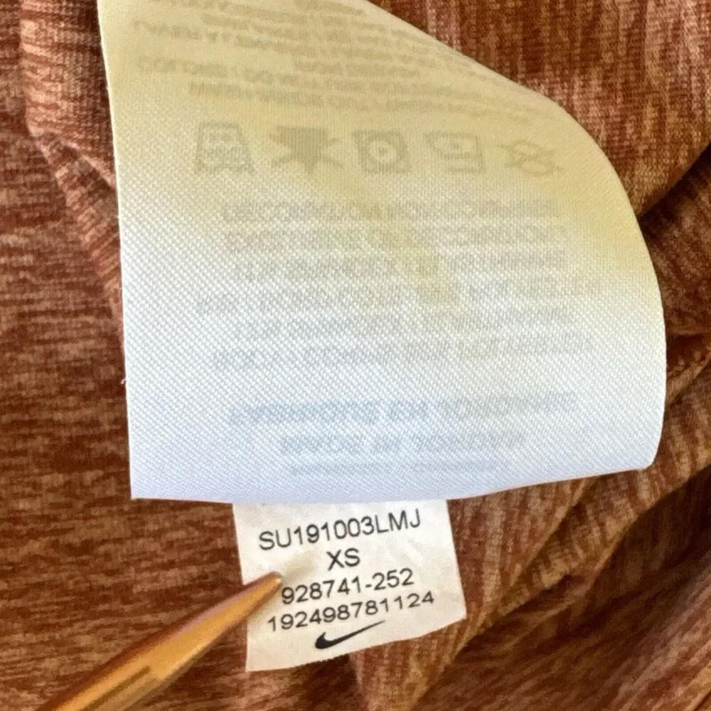 Nike Top Womens XS Dry Fit Element Running Lounge Athleisure Sporty Comfy Casual - Picture 6 of 11